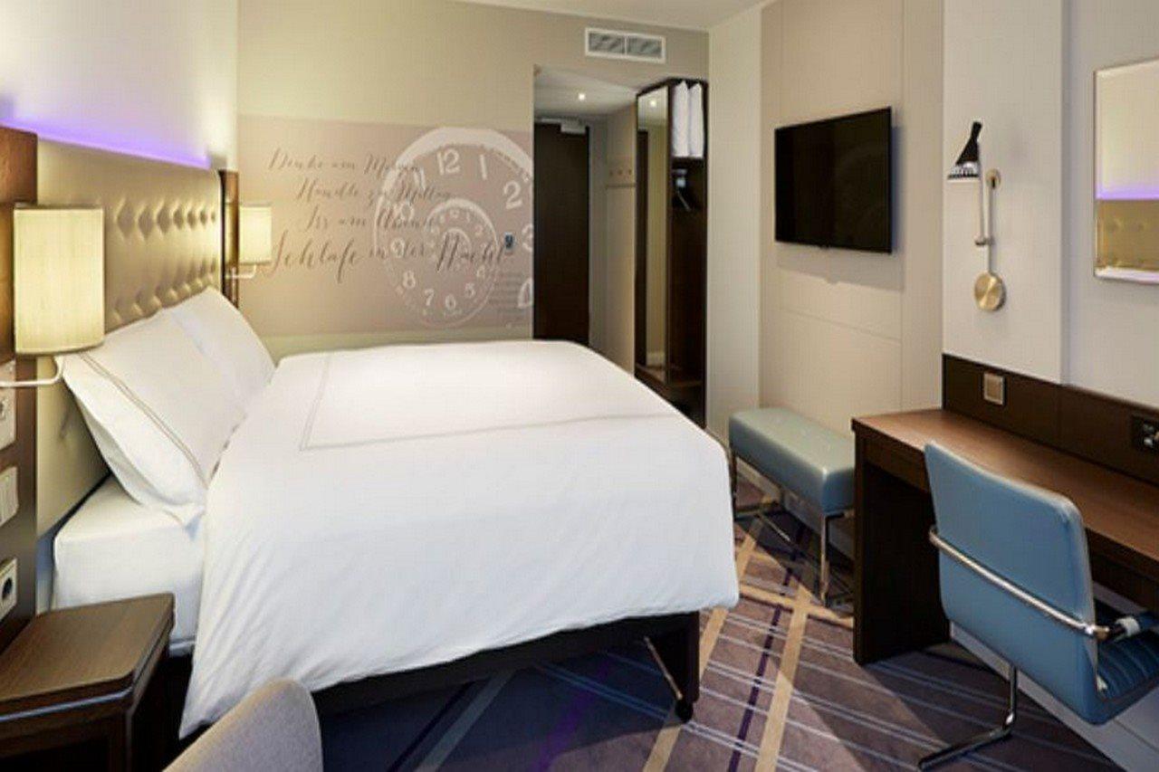 Premier Inn Muenchen Airport Sued Халльбергмос Экстерьер фото