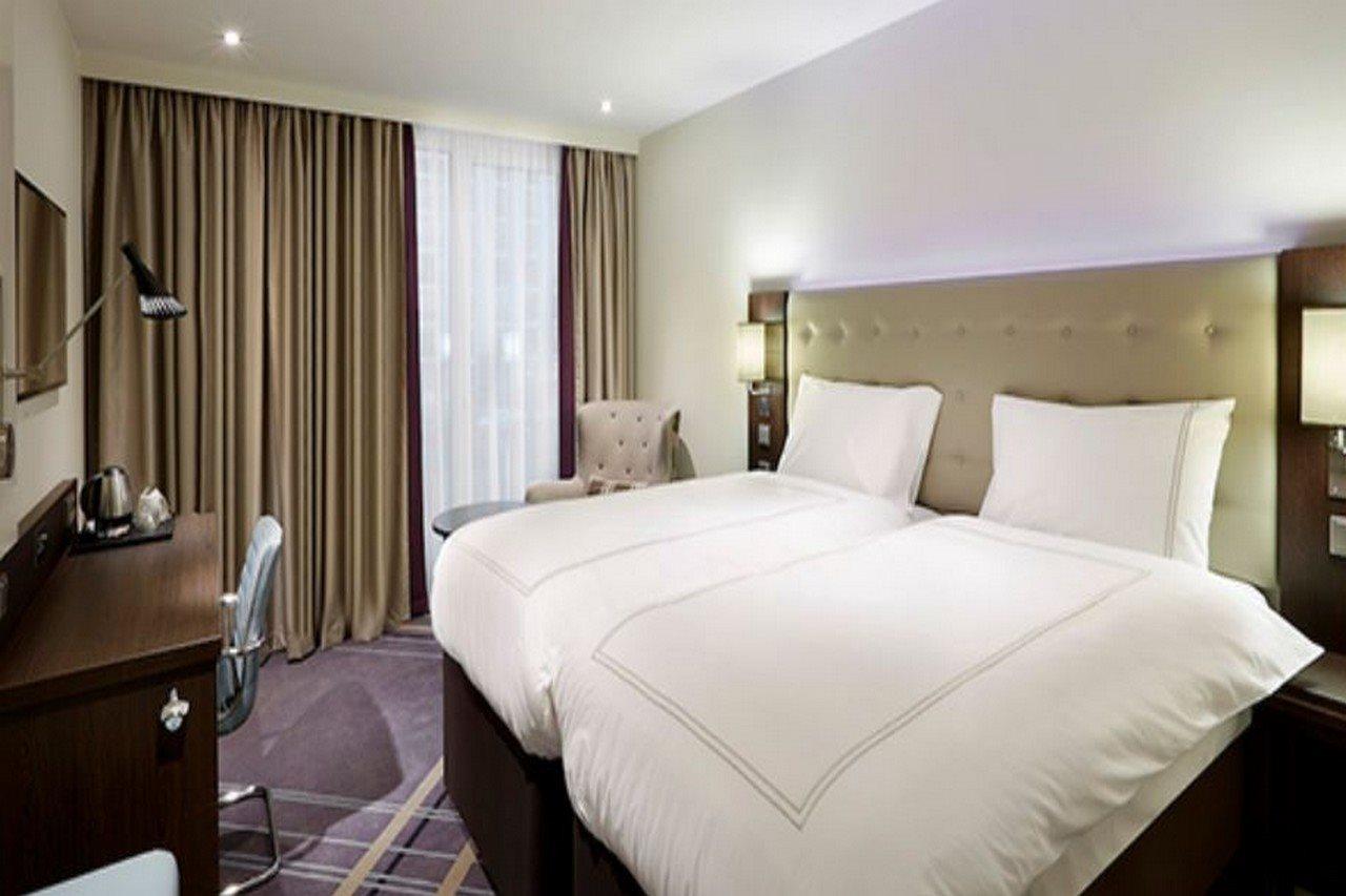 Premier Inn Muenchen Airport Sued Халльбергмос Экстерьер фото