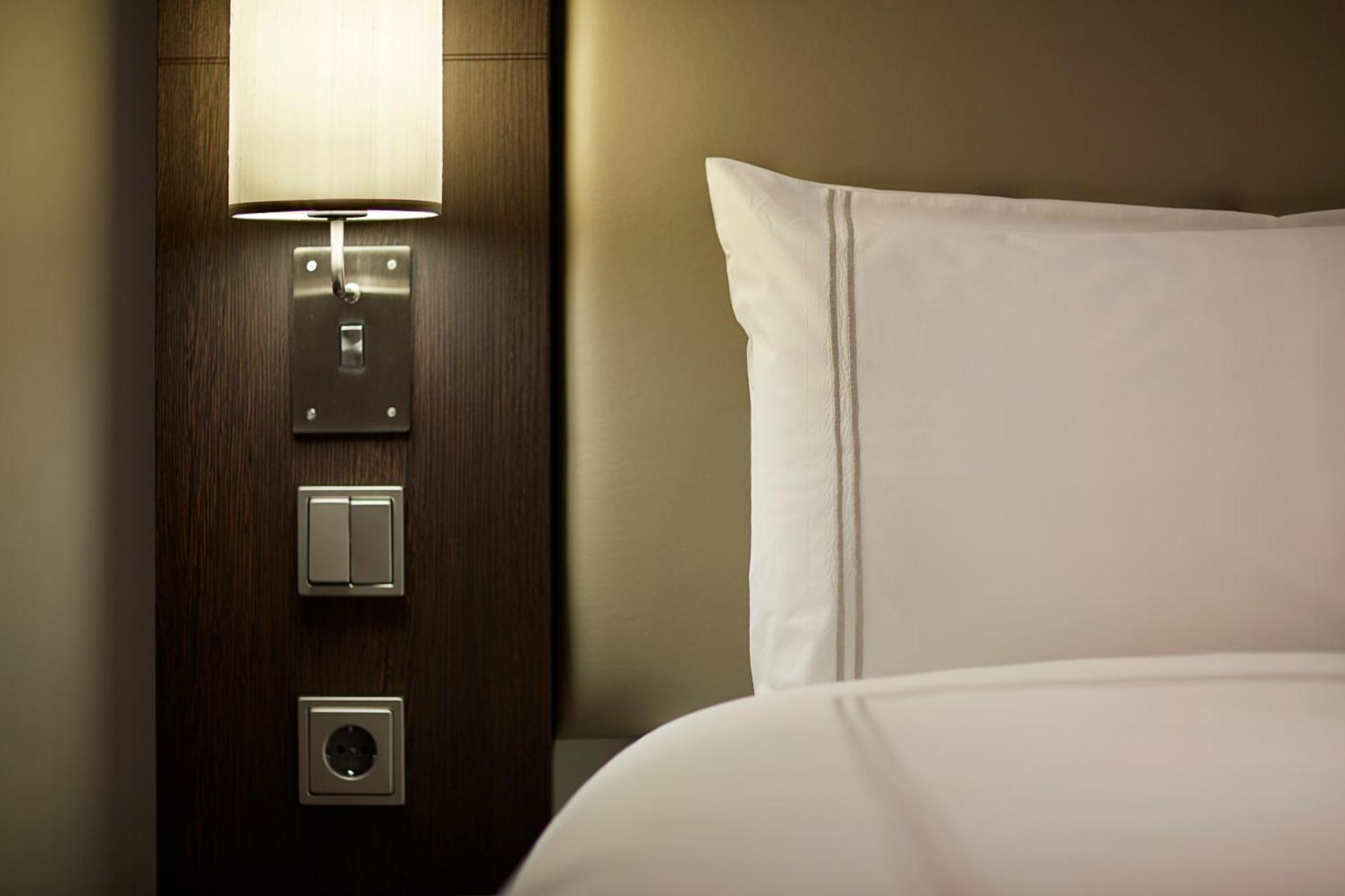 Premier Inn Muenchen Airport Sued Халльбергмос Экстерьер фото