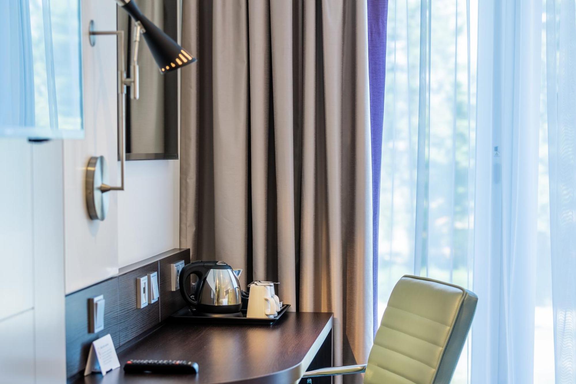 Premier Inn Muenchen Airport Sued Халльбергмос Экстерьер фото