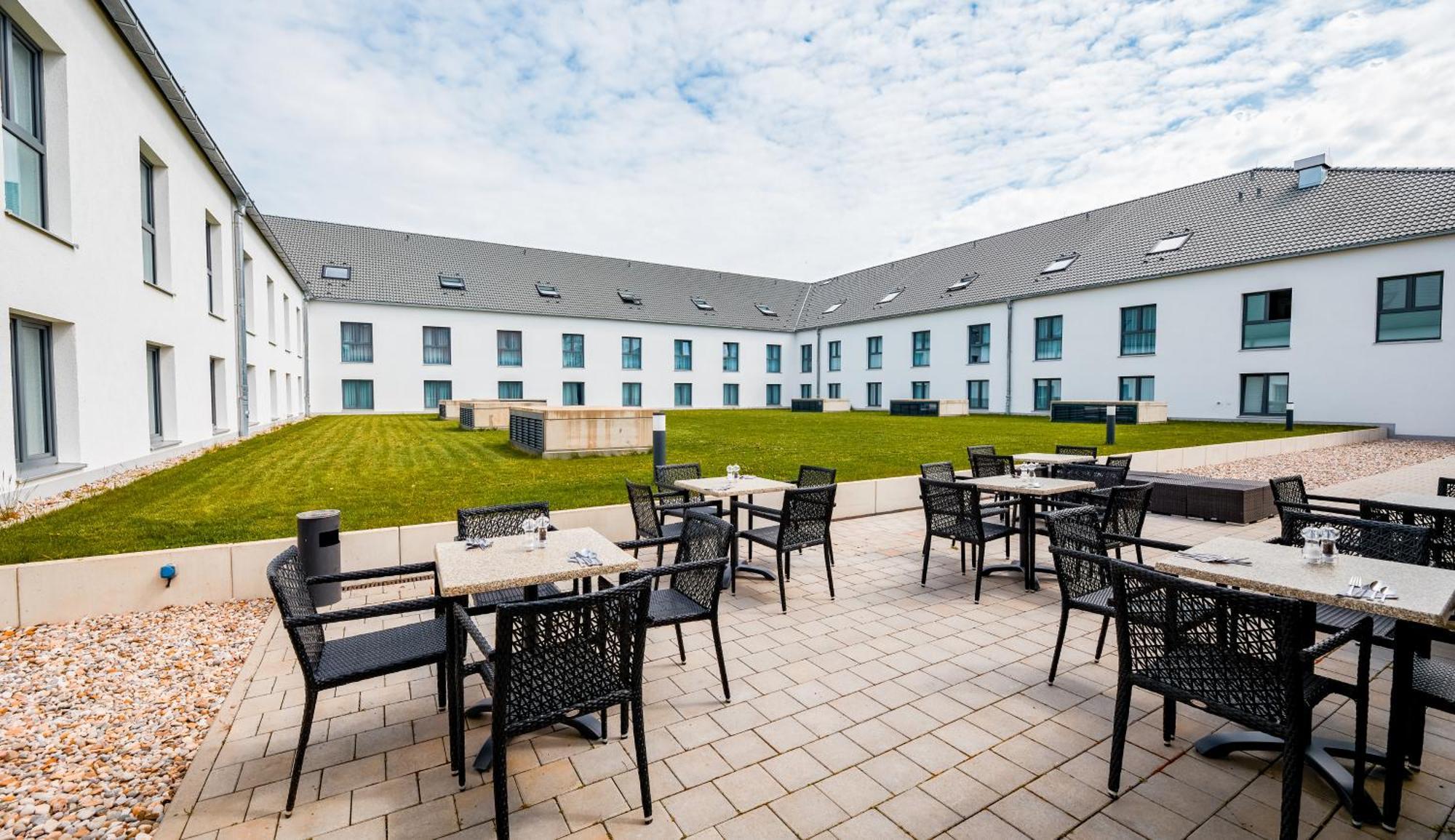 Premier Inn Muenchen Airport Sued Халльбергмос Экстерьер фото